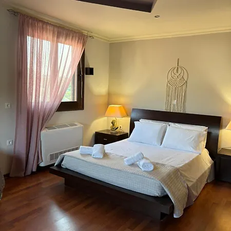 Villa Casa Maria Tsampika-spacious With 2 Bathrooms & Free Parking