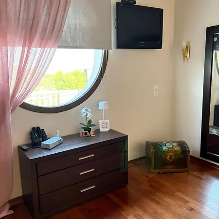 Villa Casa Maria Tsampika-spacious With 2 Bathrooms & Free Parking
