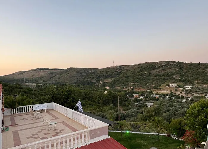 Casa Maria Tsampika-spacious With 2 Bathrooms & Free Parking Vilă *