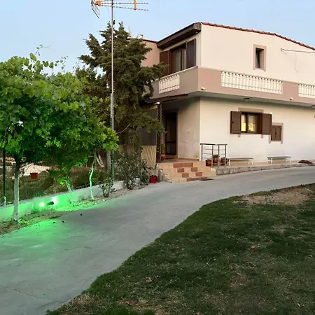 Casa Maria Tsampika-spacious With 2 Bathrooms & Free Parking Villa