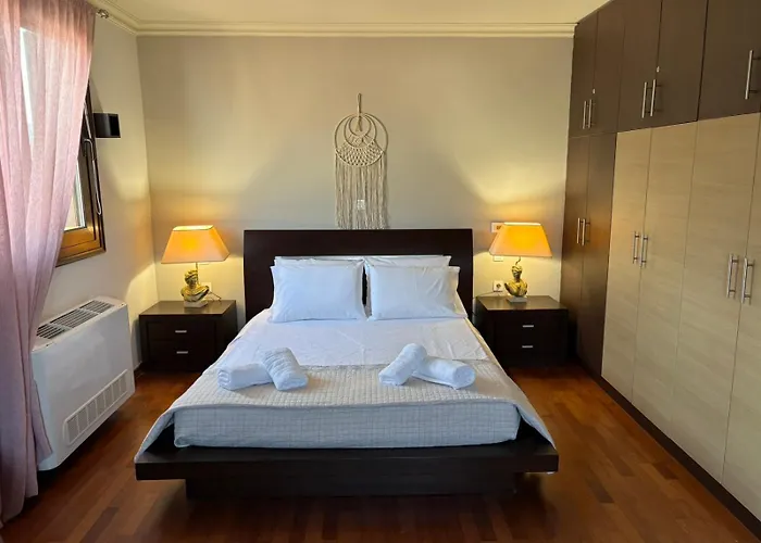 Casa Maria Tsampika-spacious With 2 Bathrooms & Free Parking فيلة